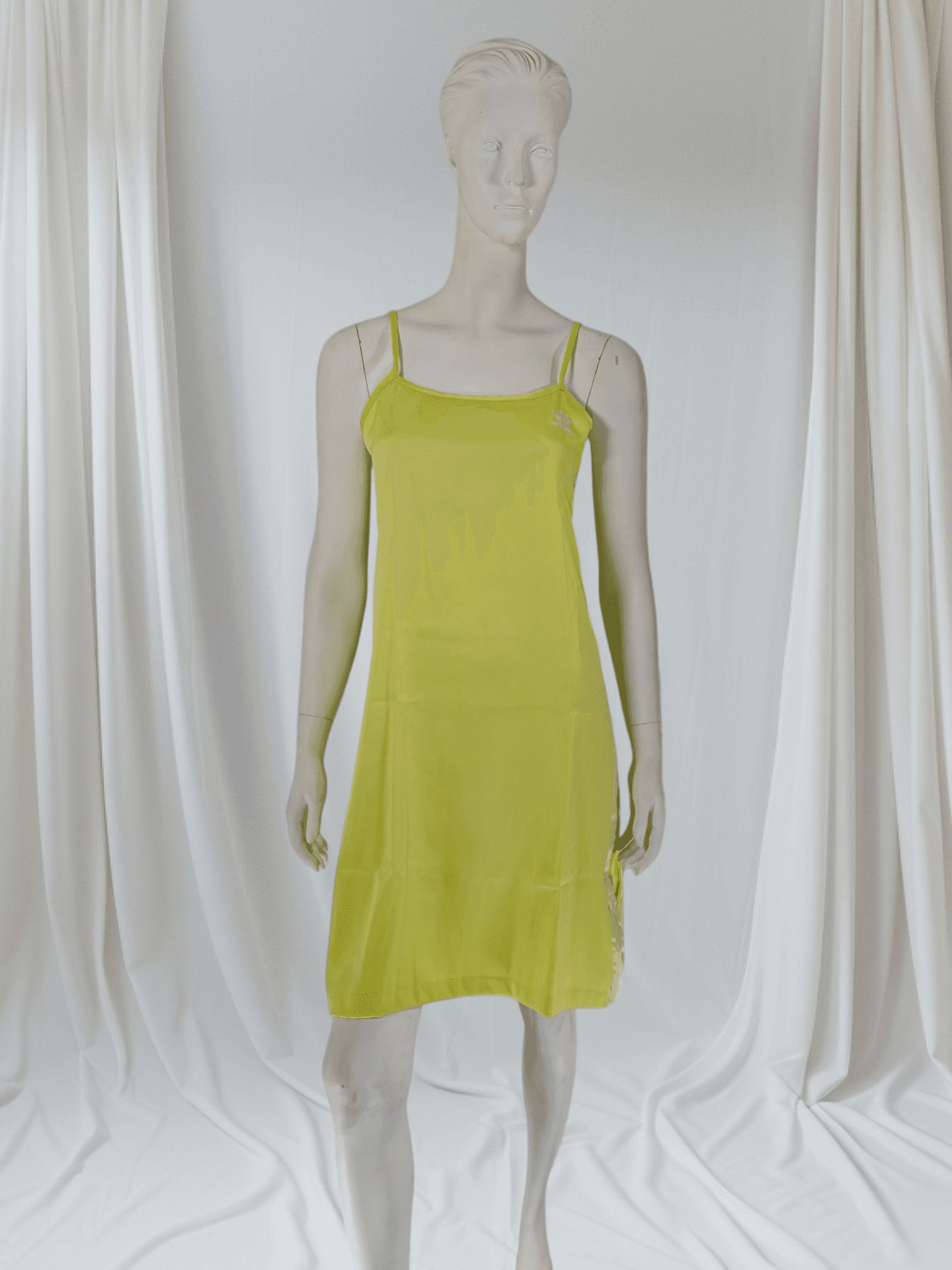 Adidas Originals – Robe “Primegreen Dress”
