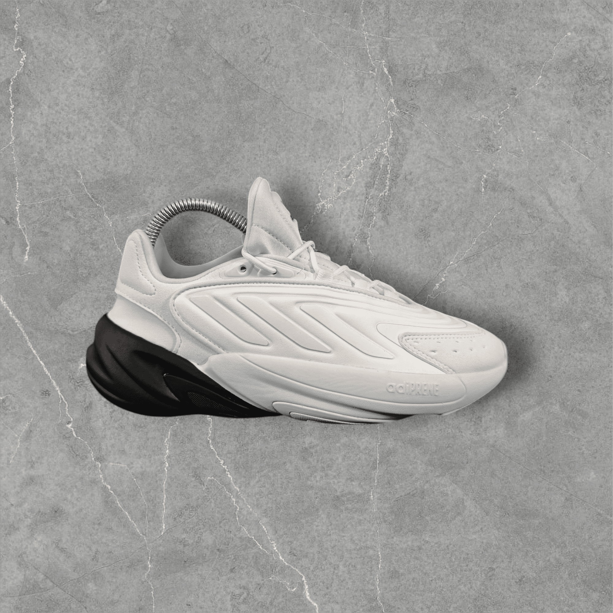 Adidas Ozelia