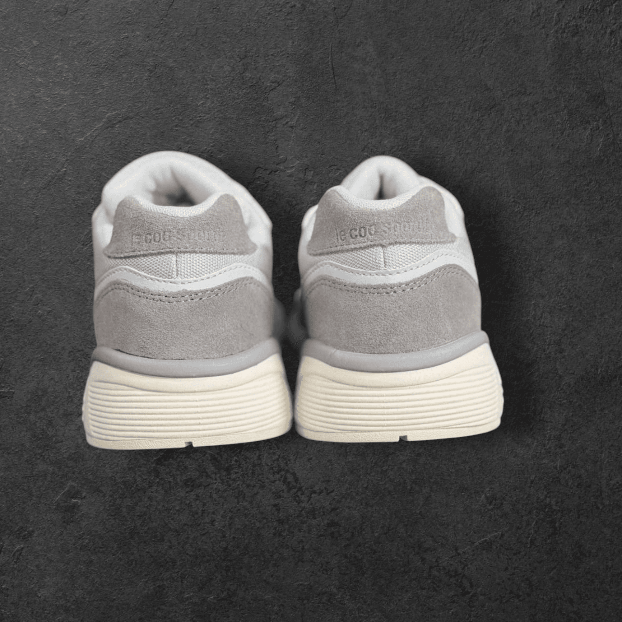 Le Coq Sportif LCS R1100